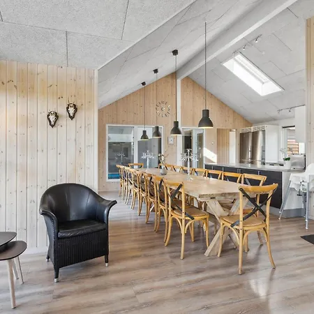Semesterbostad Lovely In With Sauna